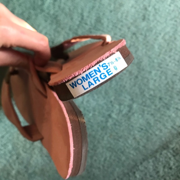 NWOB Pink Rainbow Sandals - Picture 2 of 3